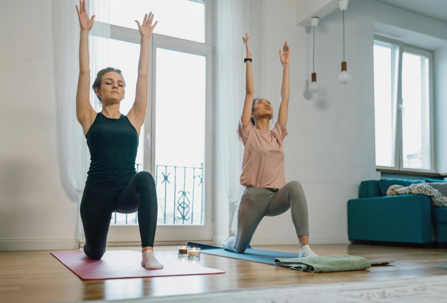 Командная тренировка по кроссфиту в зале Rentamorph